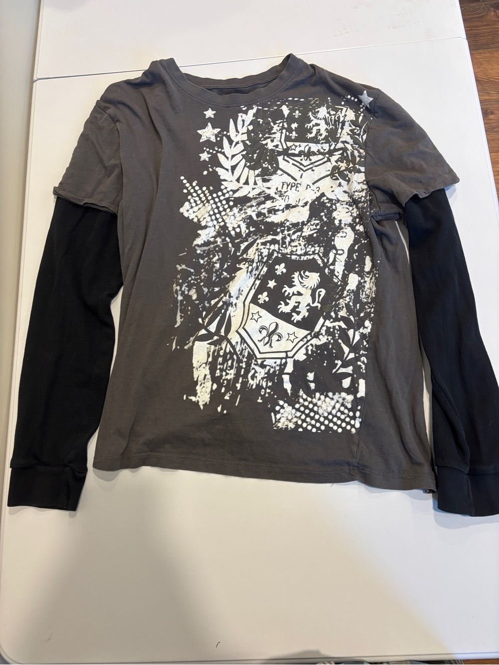 Brody Gray Graphic Layered-Look Long Sleeve Tee